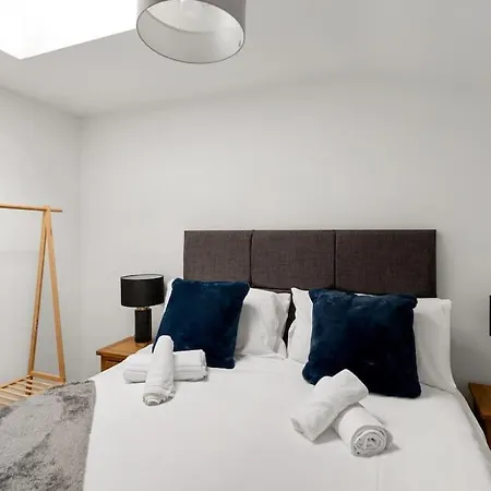 Nyaraló Number Four York